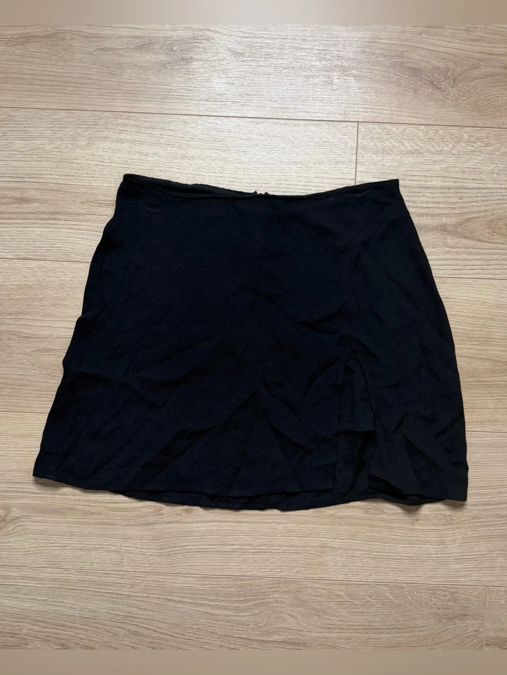 Reformation Margot Skirt With Slit Size 8
